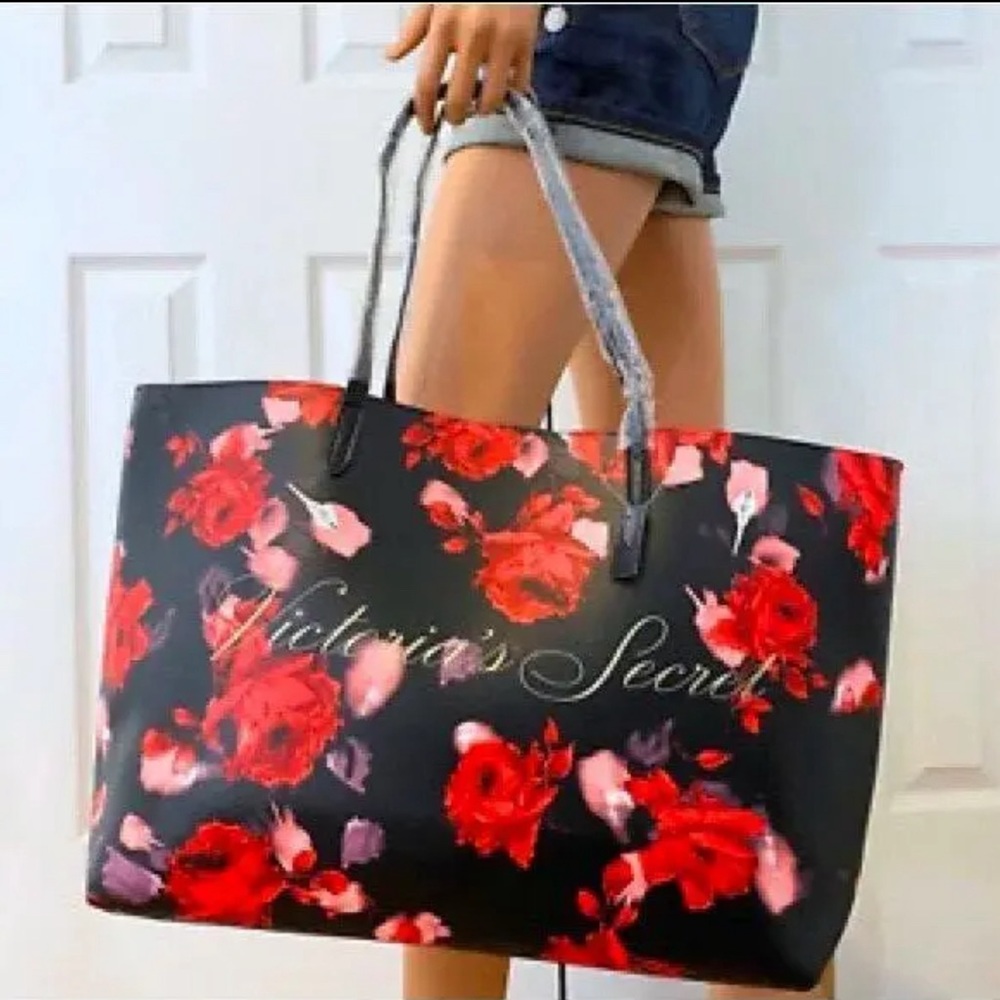 Victoria's Secret 2019 Black Friday Limited Edition Weekender Tote Bag Roses